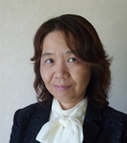 山室恭子の顔写真